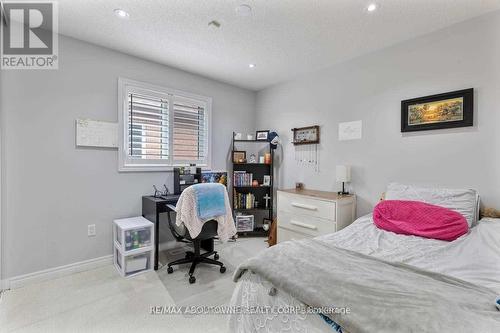 Upper - 128 Breton Avenue, Mississauga, ON - Indoor Photo Showing Bedroom