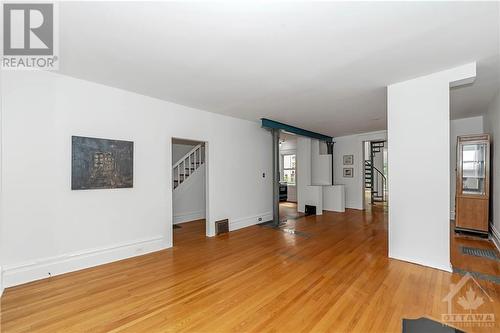 18 Carlyle Avenue, Ottawa, ON - Indoor Photo Showing Other Room