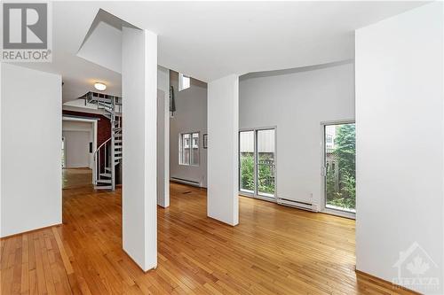 18 Carlyle Avenue, Ottawa, ON - Indoor Photo Showing Other Room