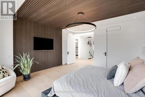 45 Savona Drive, Toronto (Alderwood), ON - Indoor Photo Showing Bedroom