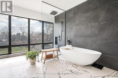 45 Savona Drive, Toronto (Alderwood), ON - Indoor Photo Showing Bathroom