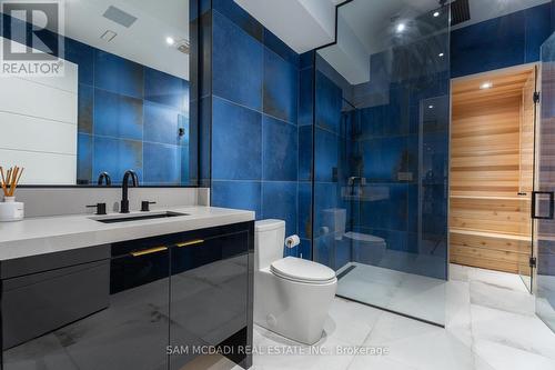 45 Savona Drive, Toronto (Alderwood), ON - Indoor Photo Showing Bathroom