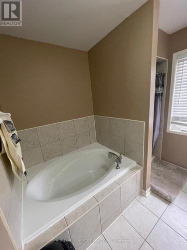 70 Buick Boulevard, Brampton (Fletcher'S Meadow), ON - Indoor Photo Showing Bathroom