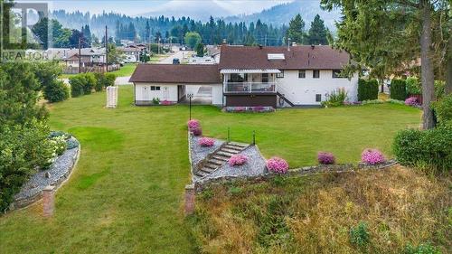 1731 Barrett  Drive, Fruitvale, BC - Outdoor