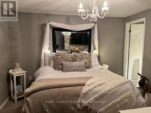 14 Snowy Owl Crescent, Barrie (Little Lake), ON - Indoor Photo Showing Bedroom