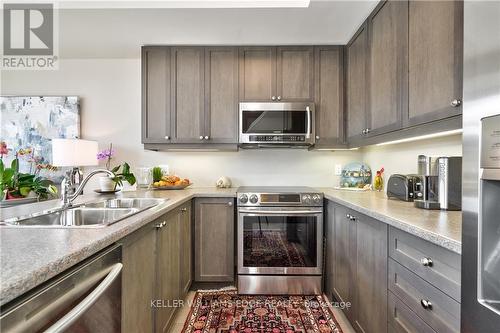 4173 Palermo Common S, Burlington, ON - Indoor Photo Showing Kitchen With Double Sink