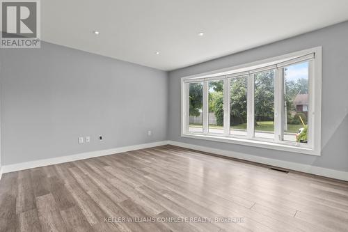 54 Coral Drive, Hamilton (Lawfield), ON - Indoor Photo Showing Other Room