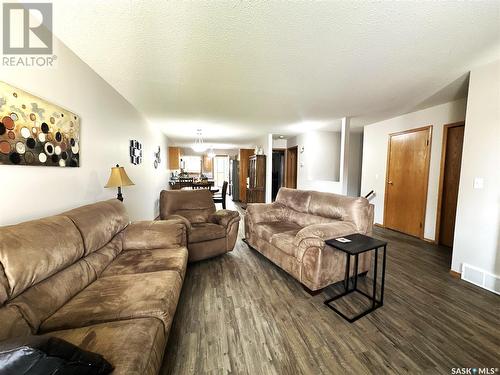 1007 6Th Avenue, Humboldt, SK - Indoor Photo Showing Living Room