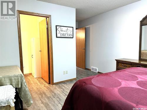 1007 6Th Avenue, Humboldt, SK - Indoor Photo Showing Bedroom