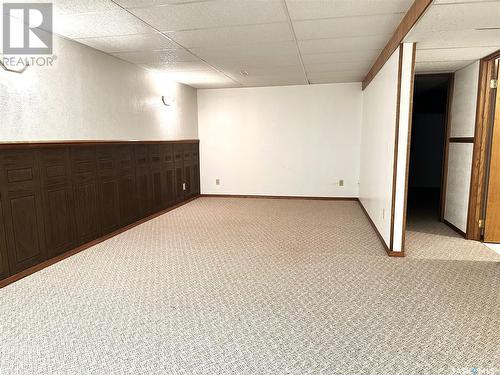 1007 6Th Avenue, Humboldt, SK - Indoor