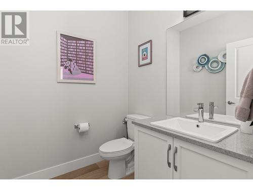 3026 Riesling Place, West Kelowna, BC - Indoor Photo Showing Bathroom