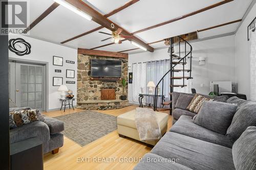 132 Old Hastings Road, Trent Hills (Warkworth), ON - Indoor Photo Showing Living Room With Fireplace