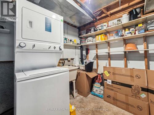 5 New Forest Square, Toronto (Steeles), ON - Indoor Photo Showing Laundry Room