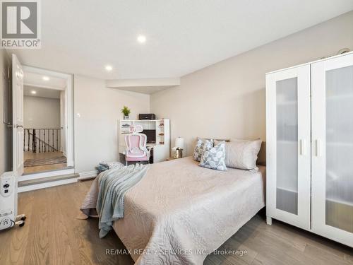 5 New Forest Square, Toronto (Steeles), ON - Indoor Photo Showing Bedroom