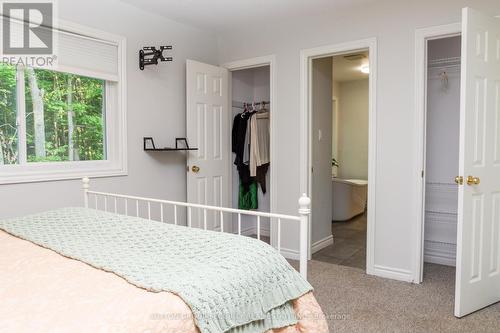 7458 5Th Line, Essa, ON - Indoor Photo Showing Bedroom