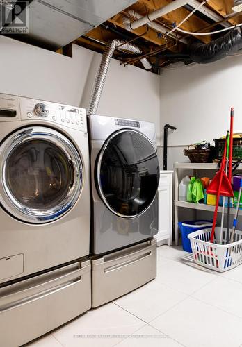 7458 5Th Line, Essa, ON - Indoor Photo Showing Laundry Room