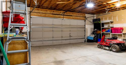 7458 5Th Line, Essa, ON - Indoor Photo Showing Garage