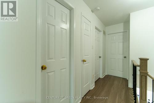 5 - 100 Brickyard Way, Brampton (Brampton North), ON - Indoor Photo Showing Other Room