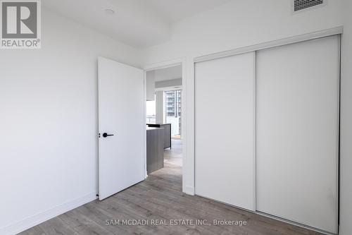 520 - 215 Lakeshore Road W, Mississauga, ON - Indoor Photo Showing Other Room