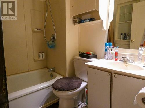 1881 May Street, Merritt, BC - Indoor Photo Showing Bathroom