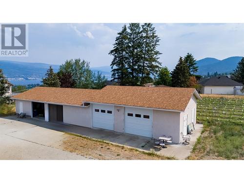 5711 White Street, Summerland, BC - Outdoor