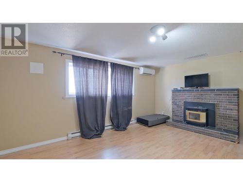 5711 White Street, Summerland, BC - Indoor With Fireplace