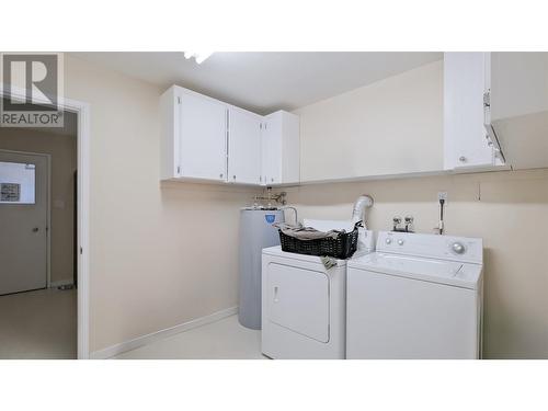 5711 White Street, Summerland, BC - Indoor Photo Showing Laundry Room