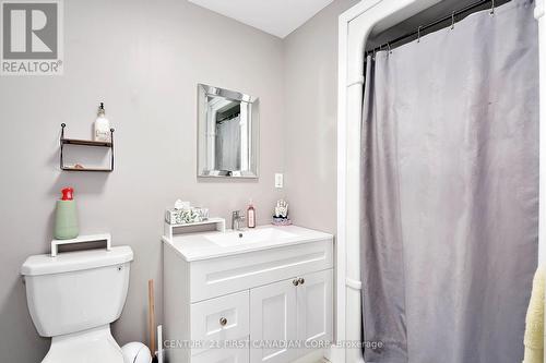 1 Russet Lane, St. Thomas, ON - Indoor Photo Showing Bathroom