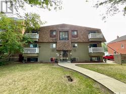 2221 Robinson STREET  Regina, SK S4T 2R1