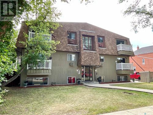 2221 Robinson Street, Regina, SK - Outdoor