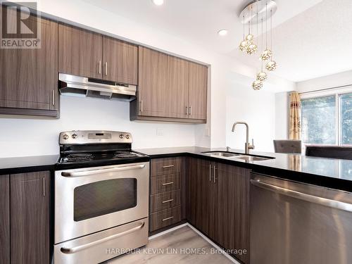 24 - 1995 Pinegrove Avenue, Pickering (Highbush), ON - Indoor Photo Showing Kitchen With Stainless Steel Kitchen With Double Sink