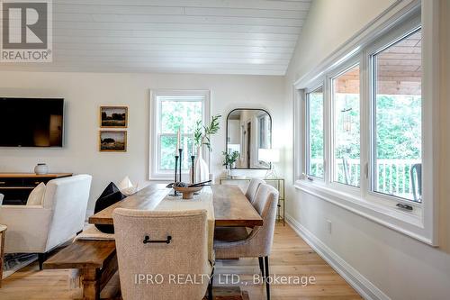 26010 Mccowan Road, Georgina (Sutton & Jackson'S Point), ON - Indoor Photo Showing Dining Room