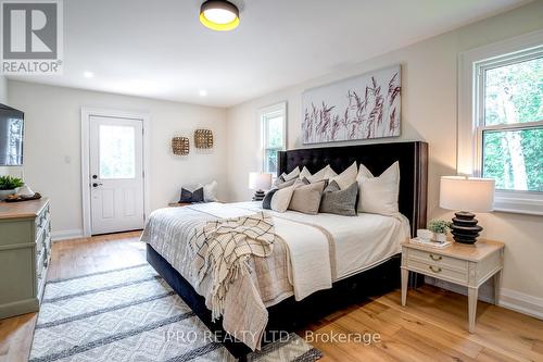 26010 Mccowan Road, Georgina (Sutton & Jackson'S Point), ON - Indoor Photo Showing Bedroom