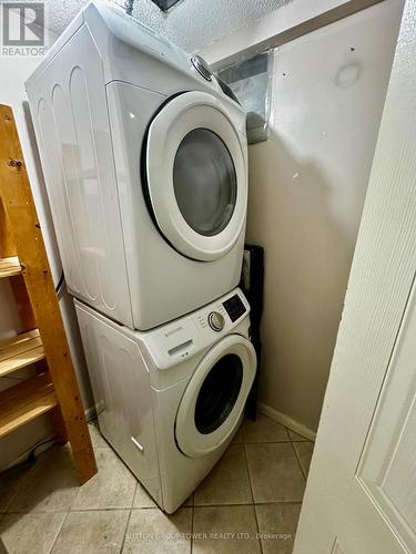 707 - 3 Hickory Tree Road E, Toronto (Humber Heights), ON - Indoor Photo Showing Laundry Room