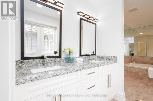 3862 O'Neil Gate, Mississauga, ON - Indoor Photo Showing Bathroom