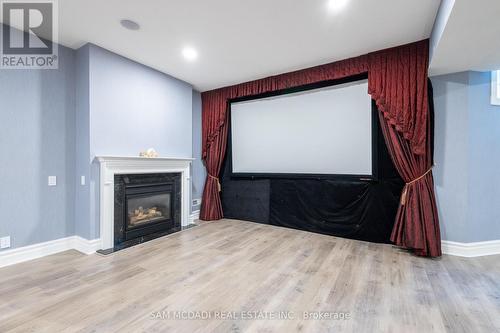 3862 O'Neil Gate, Mississauga, ON - Indoor With Fireplace