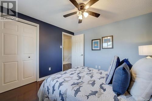 1228 Hammond Street, Burlington (Lasalle), ON - Indoor Photo Showing Bedroom