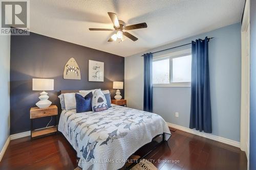 1228 Hammond Street, Burlington (Lasalle), ON - Indoor Photo Showing Bedroom