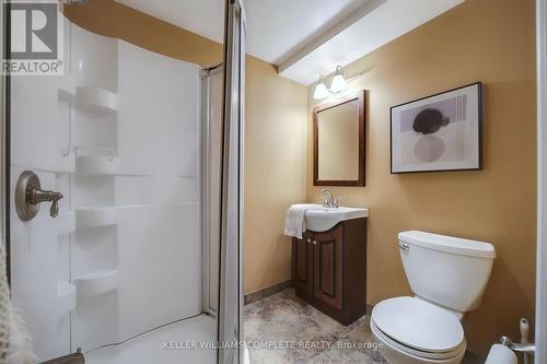 1228 Hammond Street, Burlington (Lasalle), ON - Indoor Photo Showing Bathroom