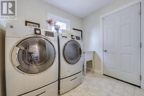 1228 Hammond Street, Burlington (Lasalle), ON - Indoor Photo Showing Laundry Room