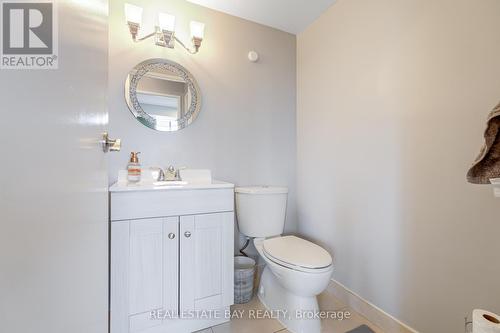 612 - 3077 Weston Road N, Toronto (Humberlea-Pelmo Park), ON - Indoor Photo Showing Bathroom