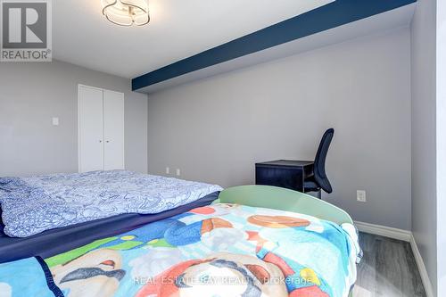 612 - 3077 Weston Road N, Toronto (Humberlea-Pelmo Park), ON - Indoor Photo Showing Bedroom