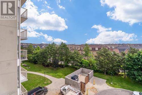 612 - 3077 Weston Road N, Toronto (Humberlea-Pelmo Park), ON - Outdoor