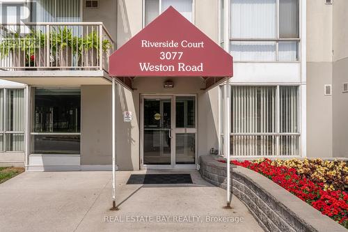 612 - 3077 Weston Road N, Toronto (Humberlea-Pelmo Park), ON - Outdoor