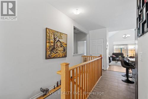 23 Cosmopolitan Common, St. Catharines, ON - Indoor Photo Showing Other Room