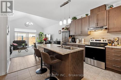 23 Cosmopolitan Common, St. Catharines, ON - Indoor Photo Showing Kitchen With Double Sink