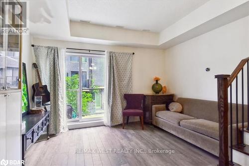 36 - 2059 Weston Road, Toronto (Weston), ON - Indoor Photo Showing Other Room