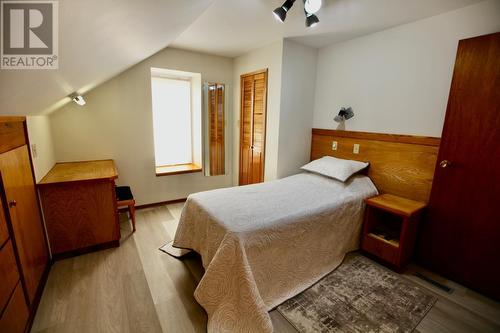 6302 Marsden  Road, Nelson, BC - Indoor Photo Showing Bedroom