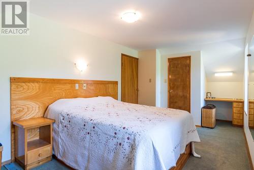 6302 Marsden  Road, Nelson, BC - Indoor Photo Showing Bedroom