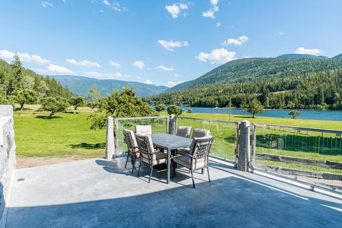 6302 Marsden Road, Nelson, BC - Outdoor With View